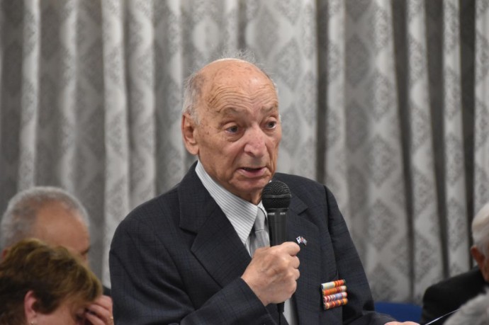 Александр Заславский