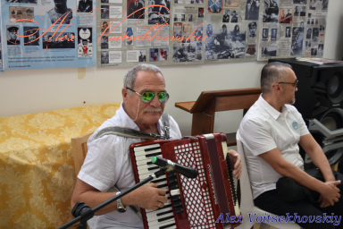 Михаил